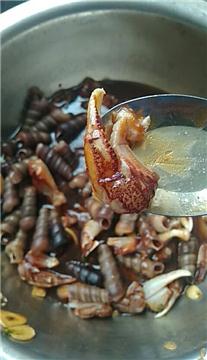 青島周師傅麻辣小海鮮技術(shù)轉(zhuǎn)讓?zhuān)_(kāi)啟特色美食創(chuàng)業(yè)新篇章